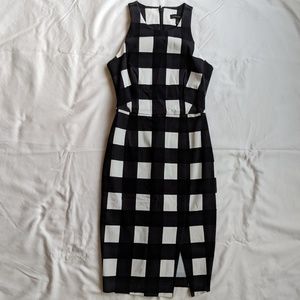 Black and white gingham bi-stretch sheath dress